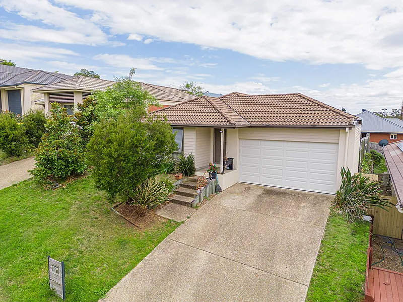 Low Maintenance Investment in the heart of Springfield Lakes