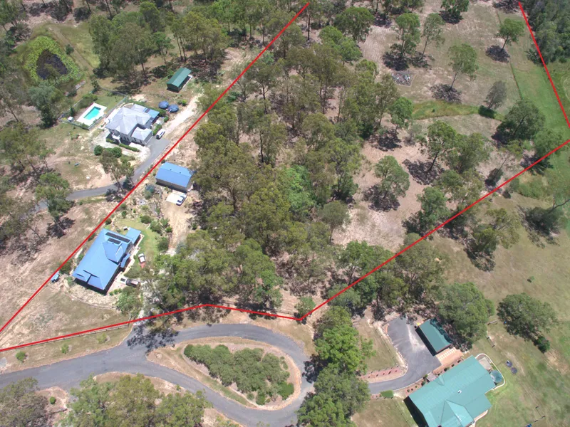 Contemporary Country style living on 10 acres!