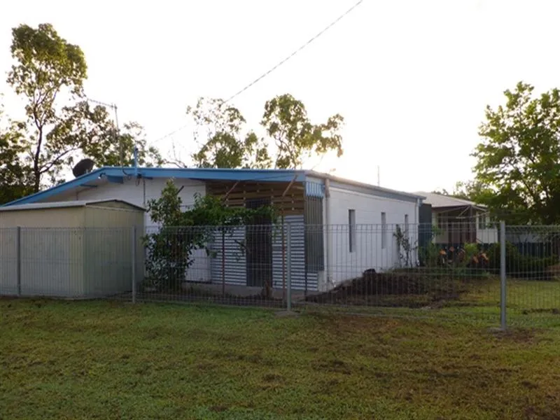 Updated Home On Shannon Crescent