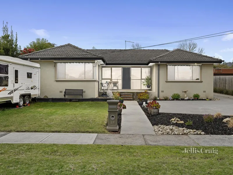 Two living areas, brand new kitchen and room to park a caravan