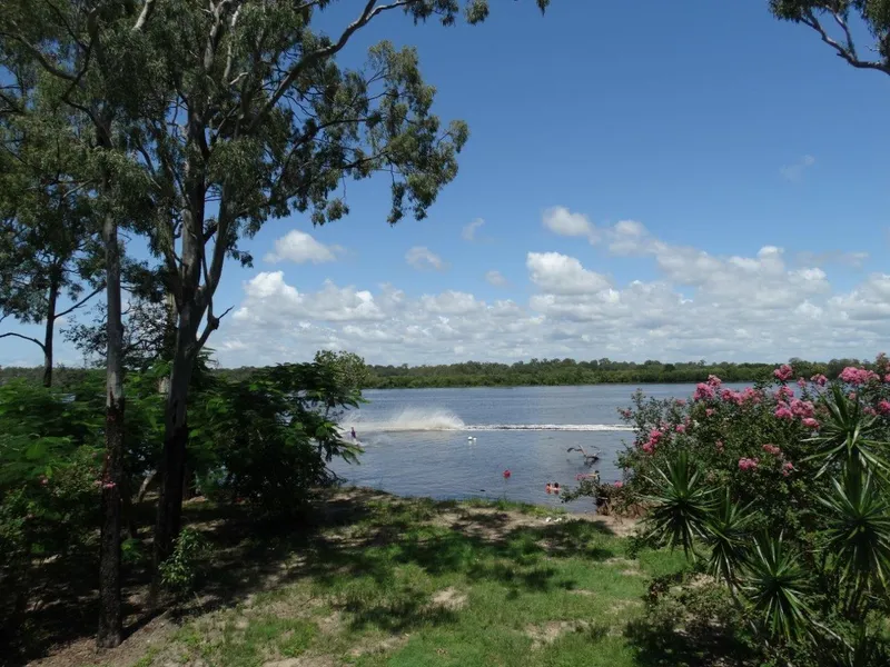 BAFFLE CREEK/RULES BEACH HOLIDAY HOUSE