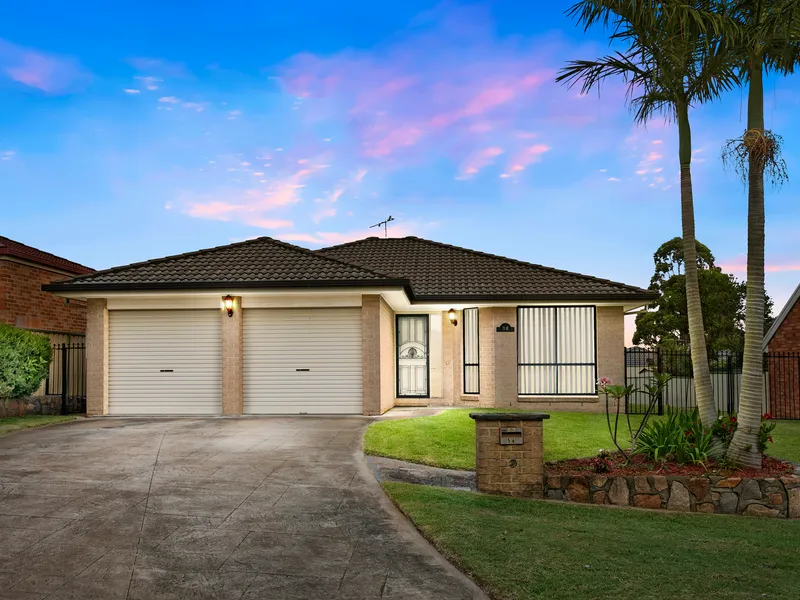 Outstanding first home opportunity.