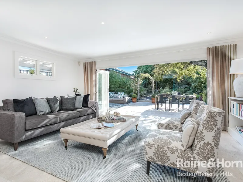Stunning Family Residence of Timeless Elegance in a Wonderfully Convenient Address