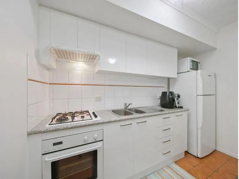 Central, Furnished Apartment