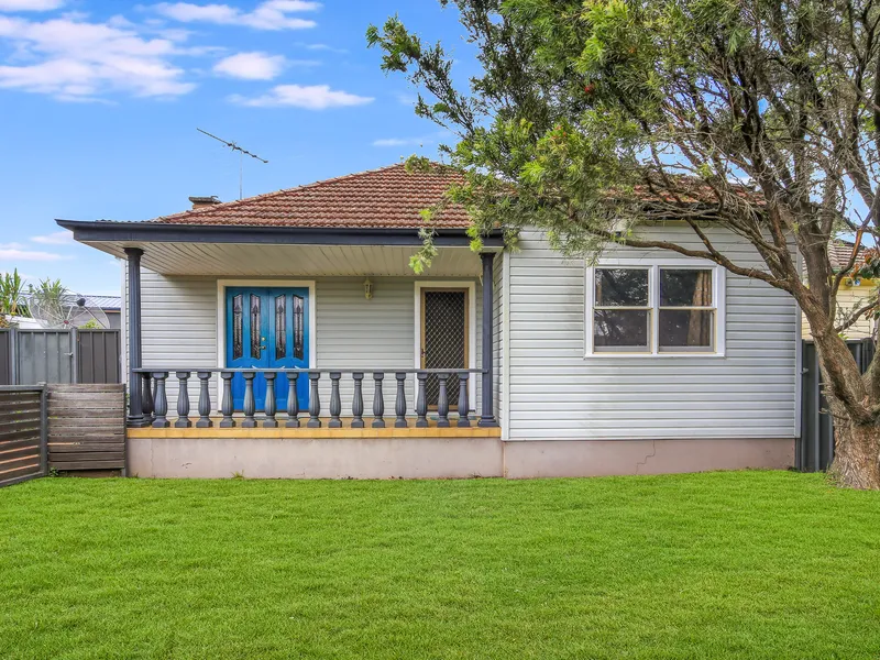 Entertainers' sanctuary nestled on sought-after parcel
