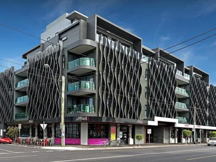 2 Bed 2 Bath in ideal location