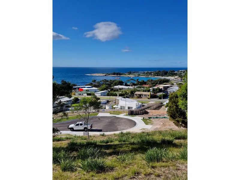 Bicheno Block With Stunning Views
