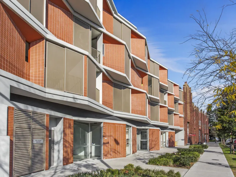 Near new 2 bedrooms apartment you wouldn't want to miss