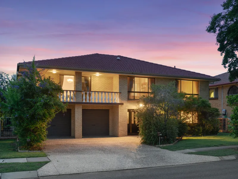 5 Mins Walking Distance to Sunnybank Shops