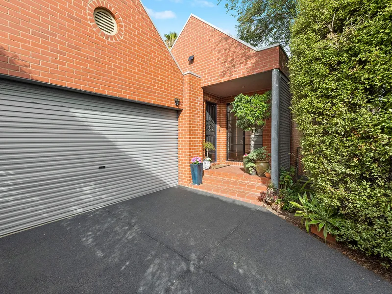 PRIVATE & SECURE THREE BEDROOM TOWN RESIDENCE
