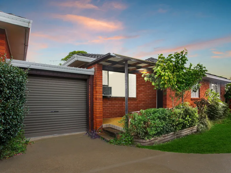 Spacious family-friendly villa in desirable setting