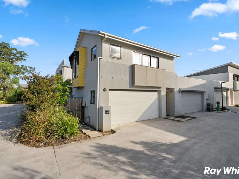 DUAL INCOME IN SOUGHT AFTER 'FAIRWATER ESTATE'