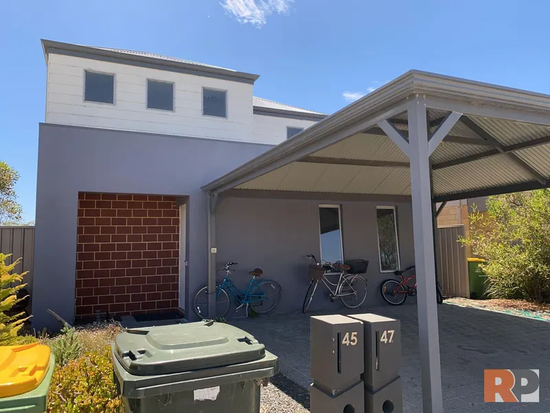 Fantastic Location - Duel Key Property