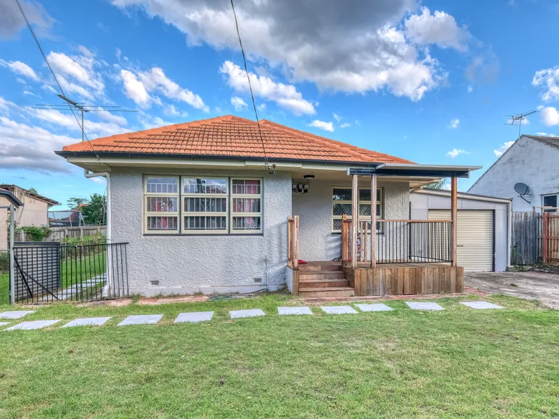 First Home Buyer or Investor - Be quick, close to all amenities!