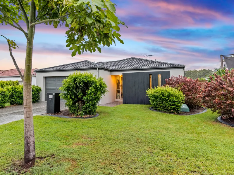 Att: 1st home buyers, Investors & all looking for a home in a tranquil setting 