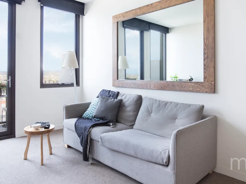 Fully furnished coastal one-bedroom apartment