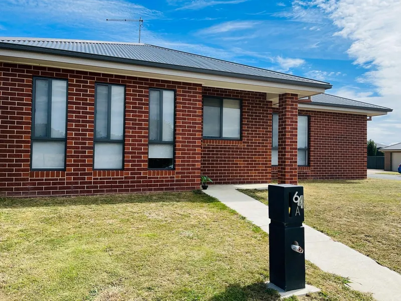 New Low Maintenance 1 Bedroom Home