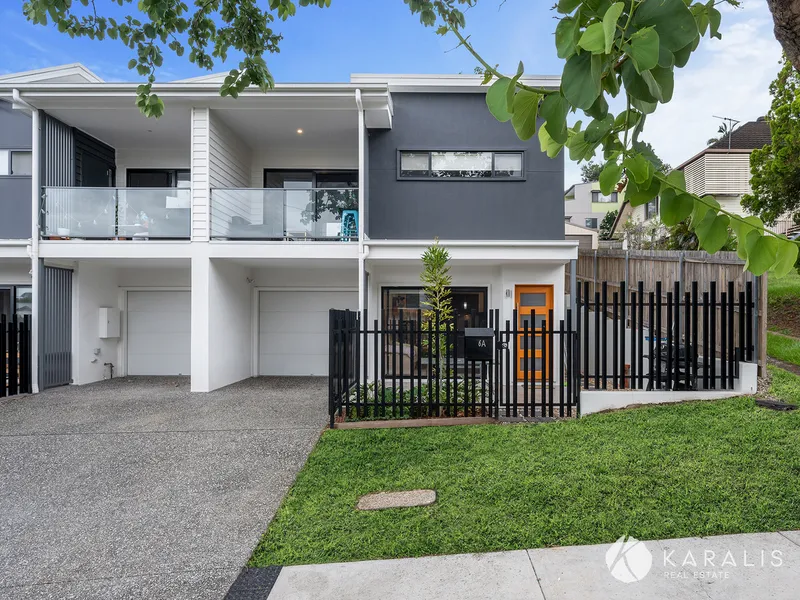 PREMIUM FREEHOLD TERRACE HOME - NO BODY CORPORATE FEES