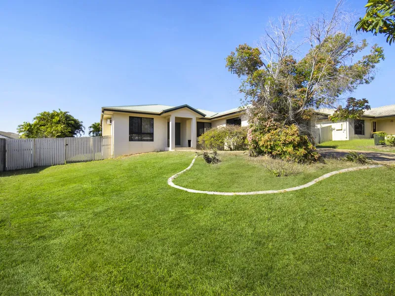 Great Location Half-Way Up the Hill on 719sqm