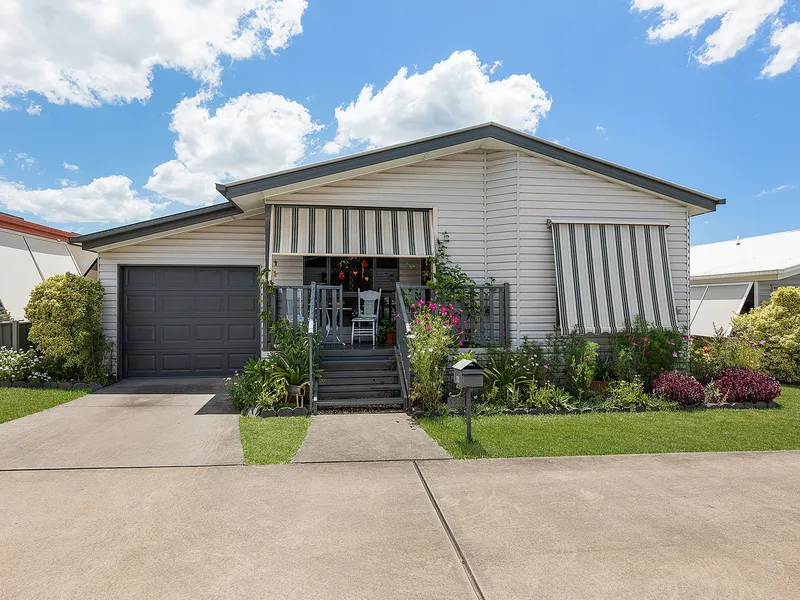 CHEAP AS CHIPS!! DON’T THINK OF DOWNSIZING – THINK OF PARTY TIME!!