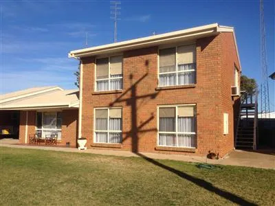 SEMI FURNISHED-6.5 KW SOLAR SYSTEM Neat 3BRM family home North Beach Wallaroo