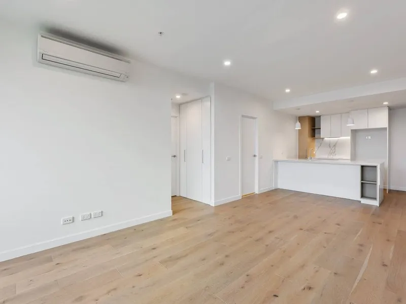 Brand new and large apartment ...