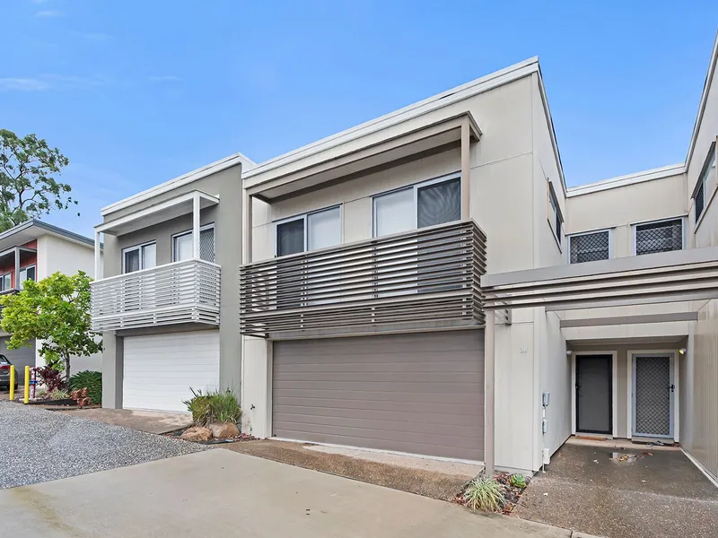 BRILLIANT LOCATION  -  QUIET STREET    