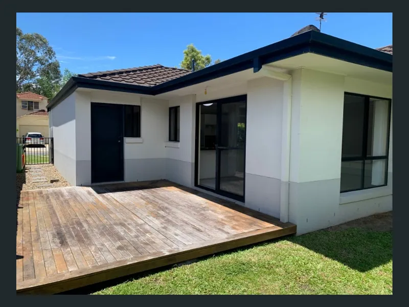 Welcome to your new home in the heart of Ashmore!