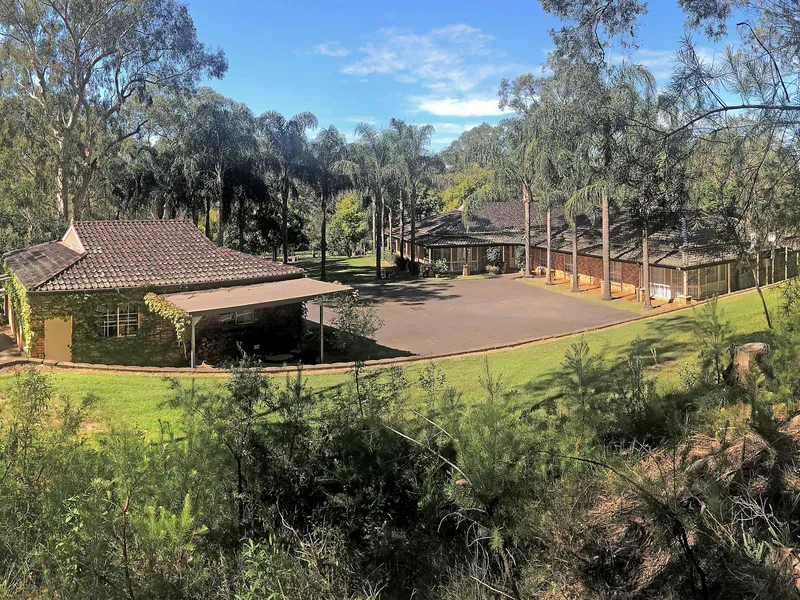 Rare multi-use DA approved home-business setup on 10 acres