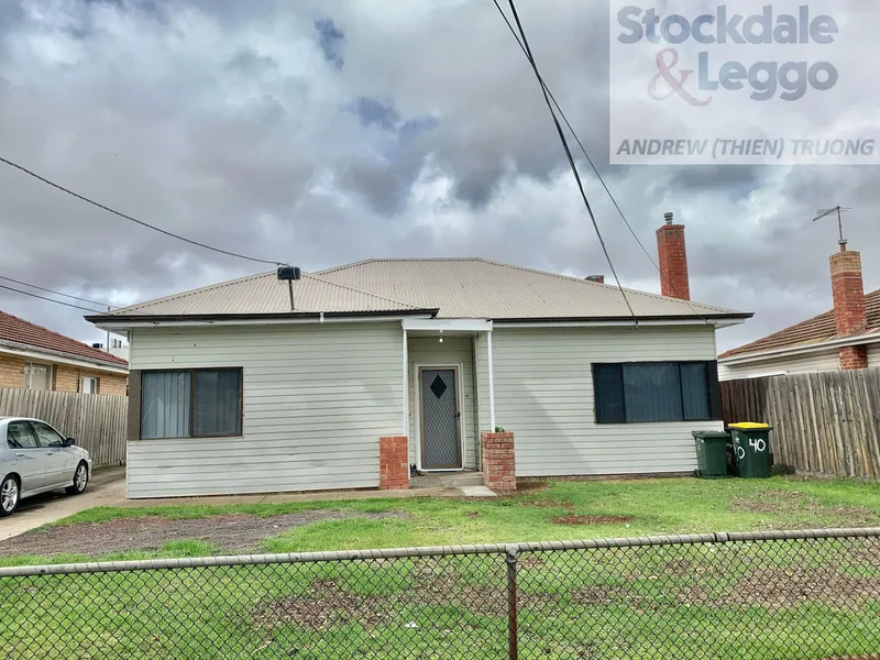 Perfect Location - Walking to Train and Shopping