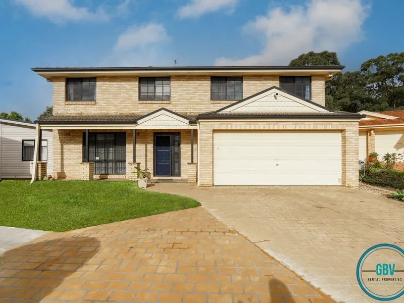 Multiple Open and Private Living Areas