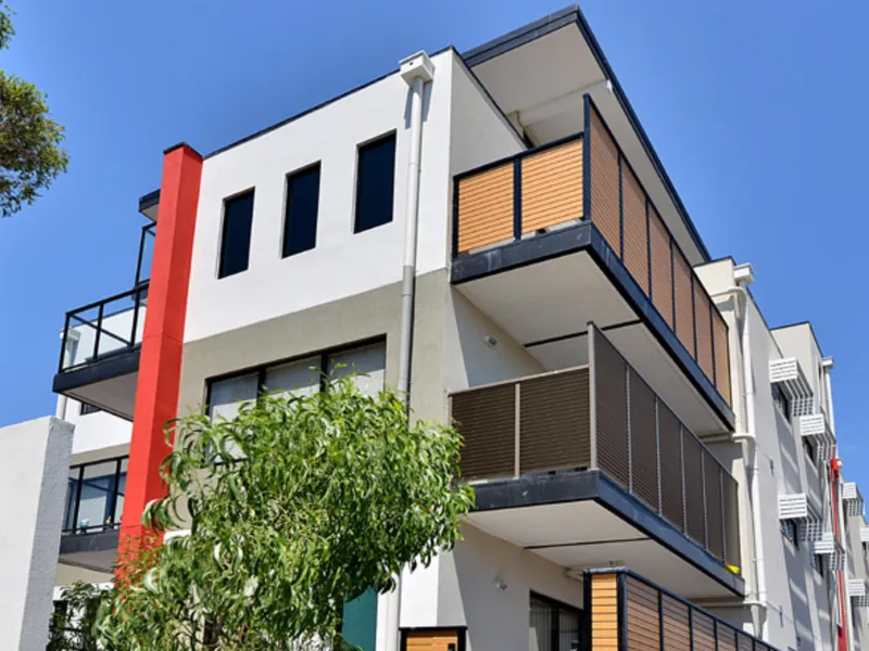 LUXURY LIVING APARTMENT