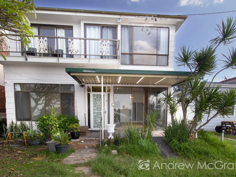 * DOWNSTAIRS ONLY* WATERFRONT 4 BEDROOM HOME