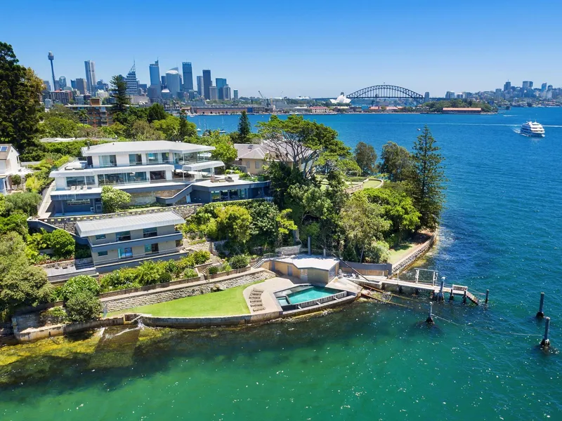 Grand Waterfront Masterpiece with Sweeping Harbour Views 