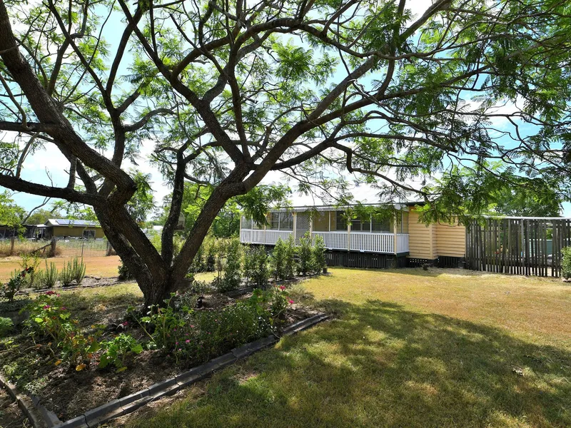 5 Acres On the Outskirts of Lowood