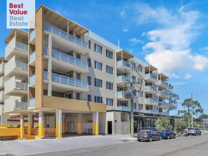 Feel Good 2 Bedroom Apartment. Call for Private Inspection.