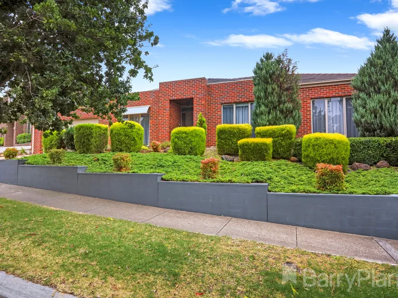 Garden oasis with space, privacy and convenience