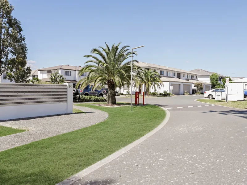 Modern Low Maintenance Living!