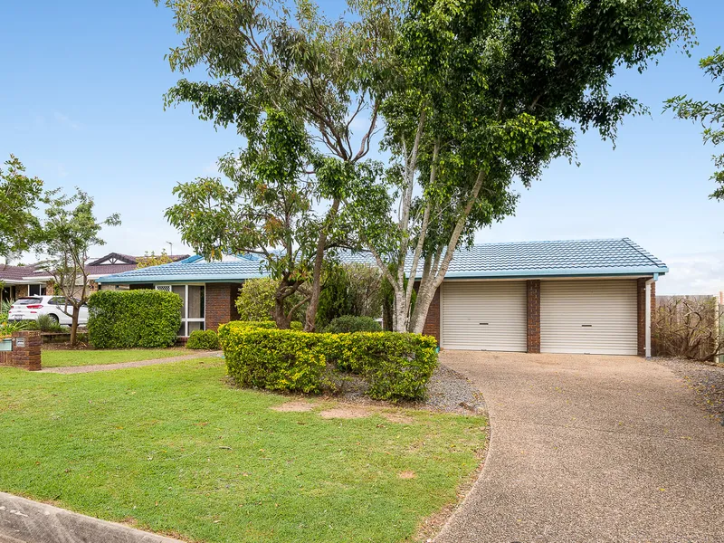 ELEVATED CUL-DE-SAC POSITION