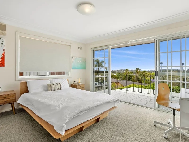 Serene Townhome with Panoramic Views, Abundant Space, and Lifestyle Convenience