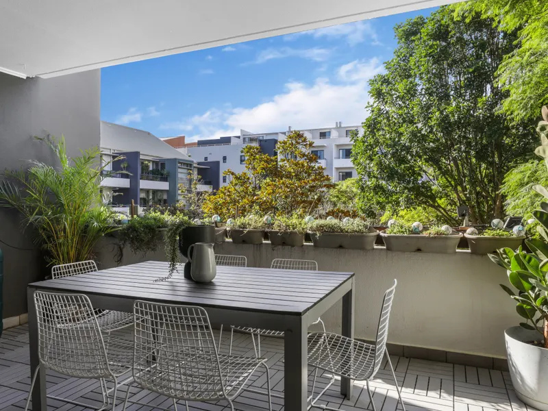 Apartment living with all the trimmings