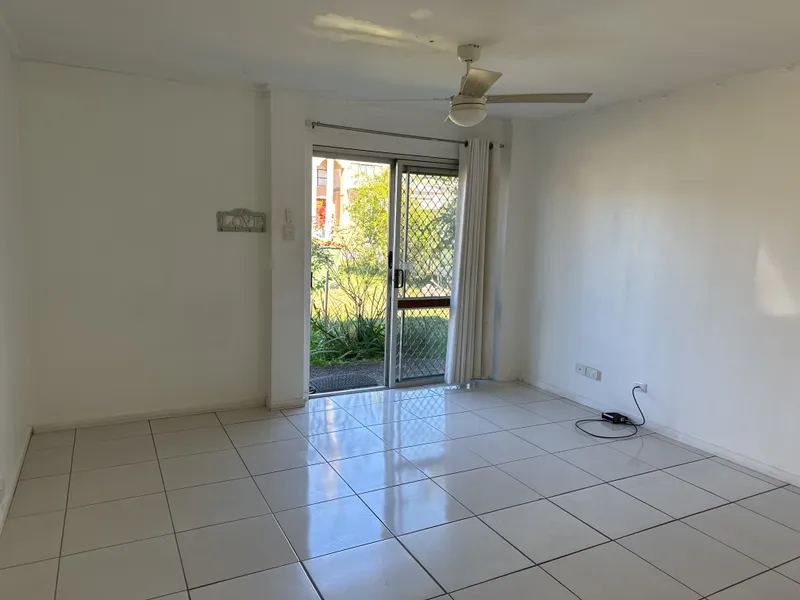 2 Bedroom Unit/Studio at SUNNYBANK (Shared House)