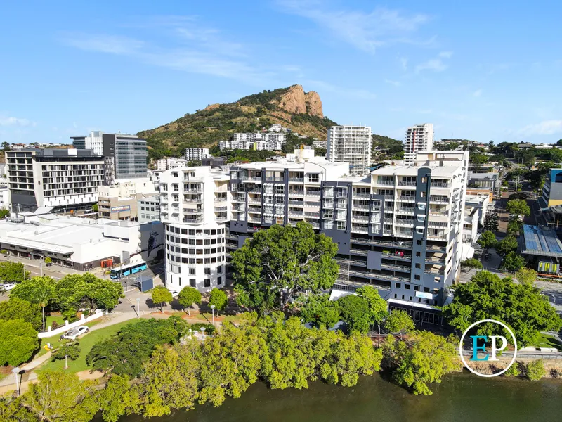 City Living At It's Finest- Views, Breezes And An Unbeatable Location!