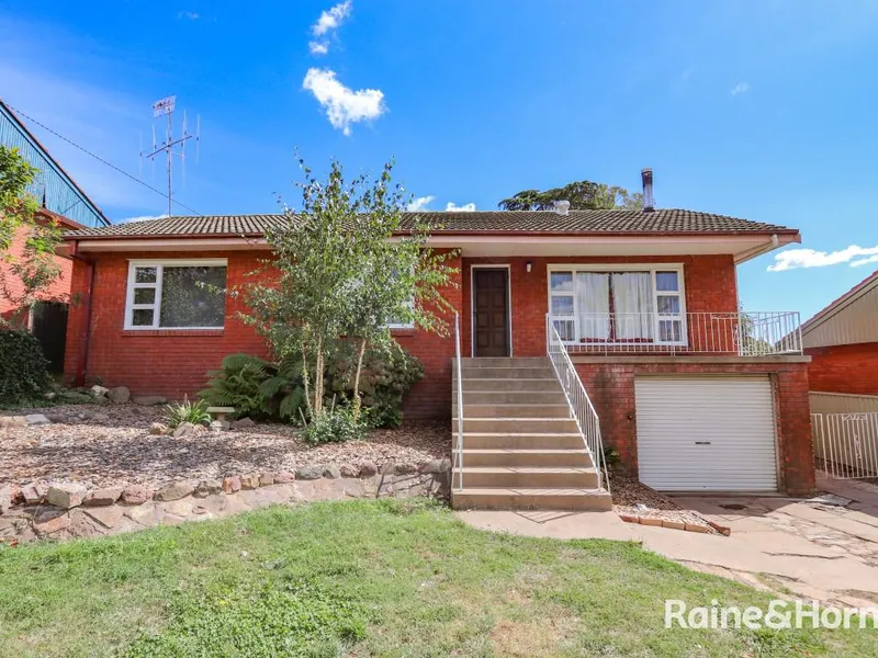 West Bathurst Renovated Home - Available Now!!!