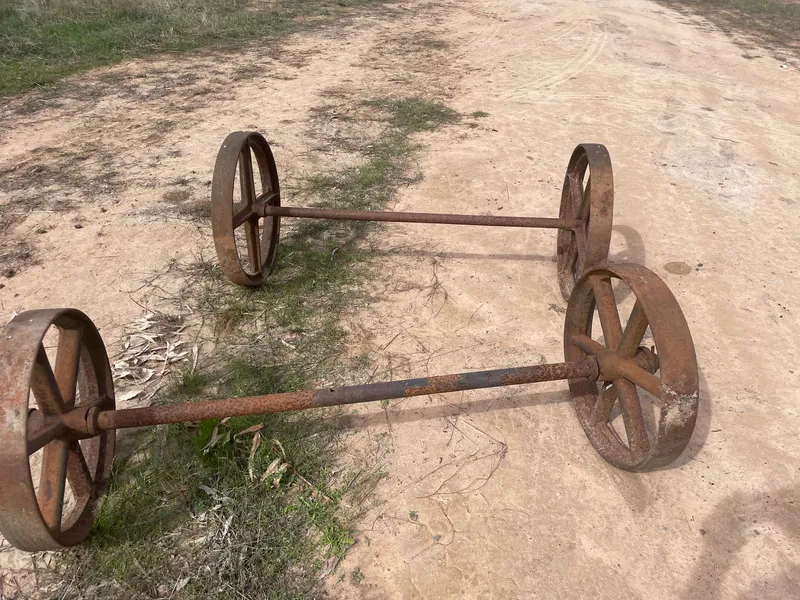 ONSITE CLEARING SALE - MUNDOONA