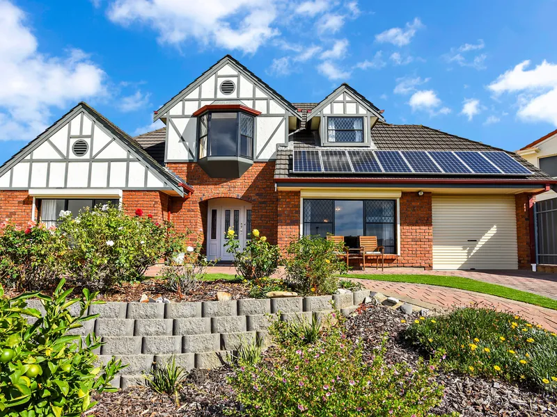 Big and Beautiful on Bolger with Sea Views