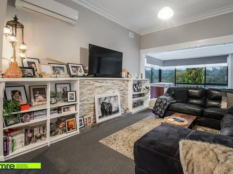 Retirement Living! - less than 150m to town