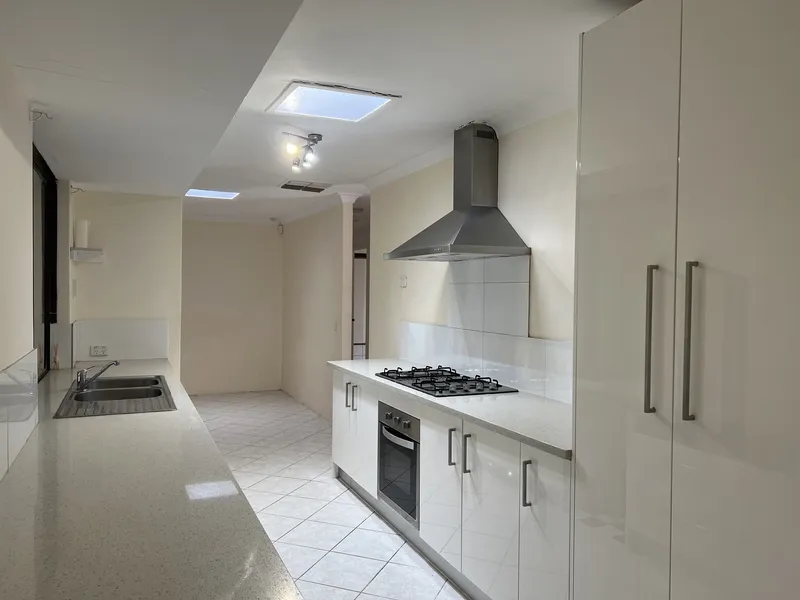 Good sized family home - Keen Gardner