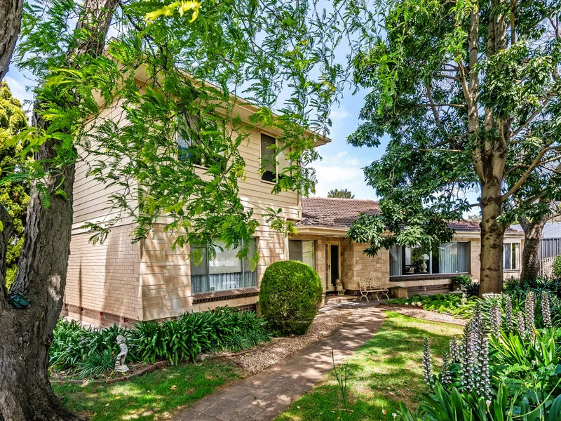 Corner Block featuring a tranquil setting in Marden