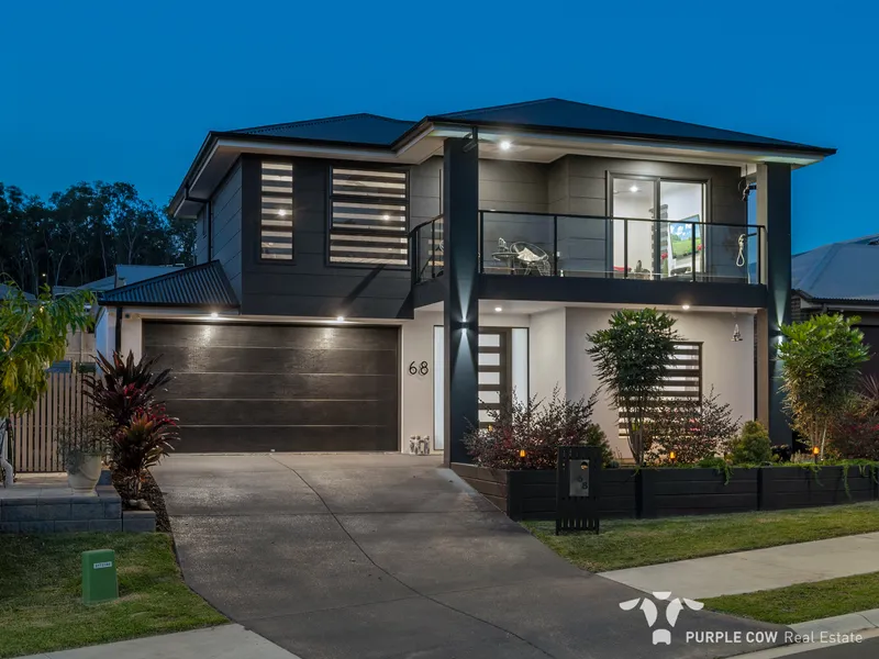 Iconic 2-storey family home overlooking Haven Park